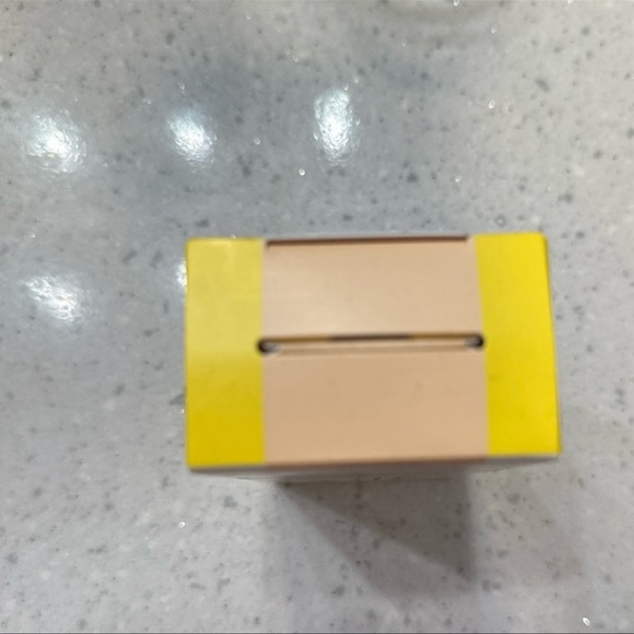 e.l.f. SKIN Suntouchable - Picture 2 of 2